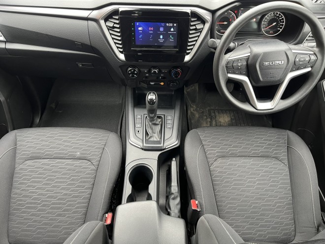 Isuzu D-max 1.9 DL20 Double Cab 4x4 Auto Onyx Black