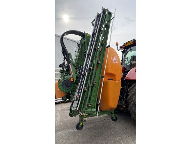 Amazone UF 1201 18M Sprayer