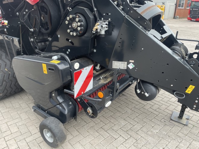 Case IH LB434 XL Baler (120 x 90) Ex Demo Pro Pack inc Suspended steered axle