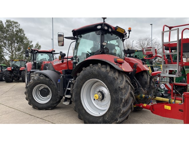 Case IH Puma 240 CVX