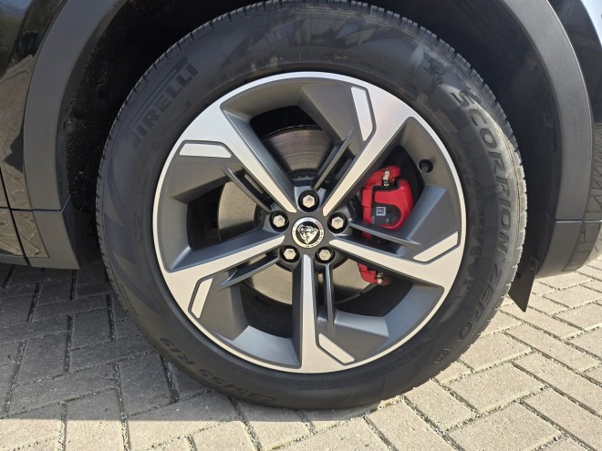 JAGUAR EPACE RDYNAMIC SE BLK D MHEV