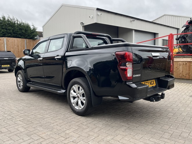 Isuzu D-max 1.9 DL20 Double Cab 4x4 Auto Onyx Black