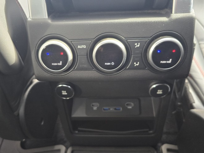 Land Rover Discovery 3.0 SD6 HSE Luxury 3.0 5dr Auto