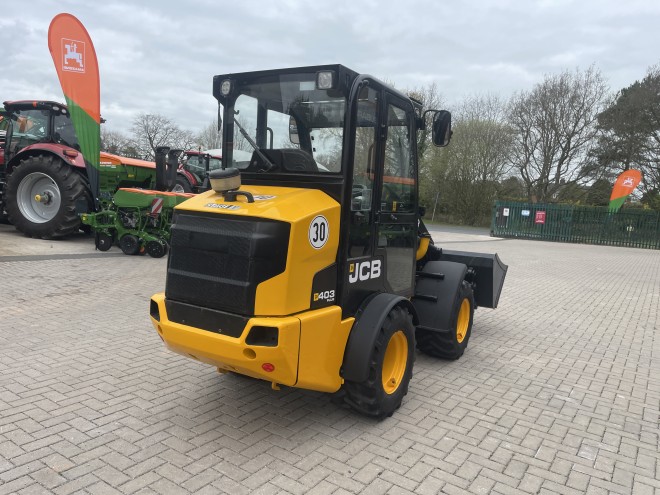 JCB 403 Plus