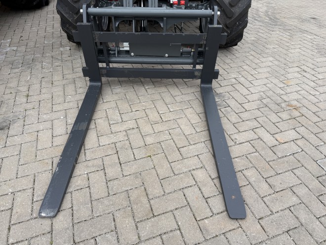 1200mm Pallet Tines with Euro Brackets