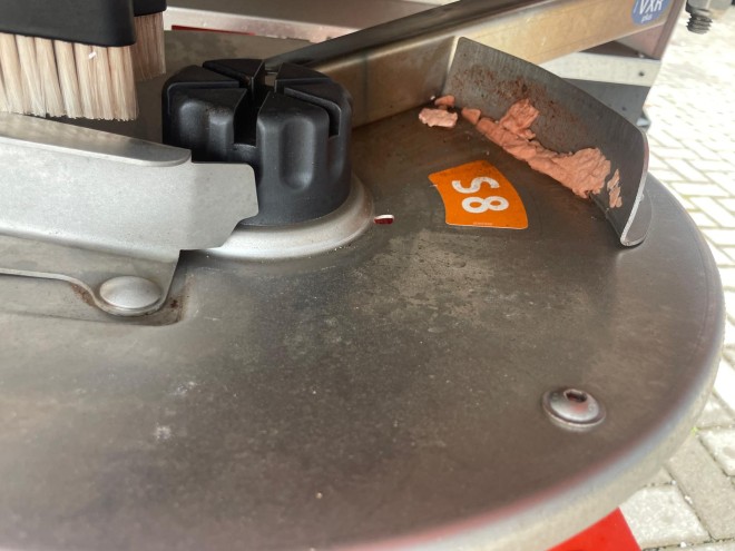 Kuhn Axis 40.2 M-EMC Fertiliser Spreader S8 Discs