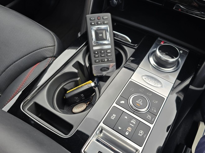 Land Rover Discovery 3.0 SD6 HSE Luxury 3.0 5dr Auto