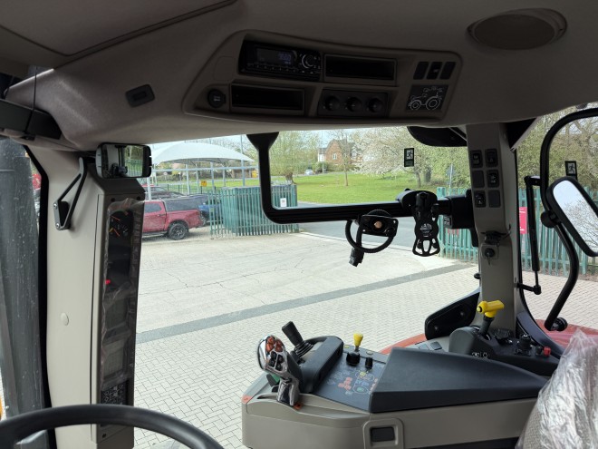 Case IH Puma 165 Multicontroller Full Powershift Front Linkage Auto Guidance Ready