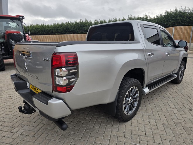 Mitsubishi L200 Barbarian X Double Cab DI-D 150 4WD Auto