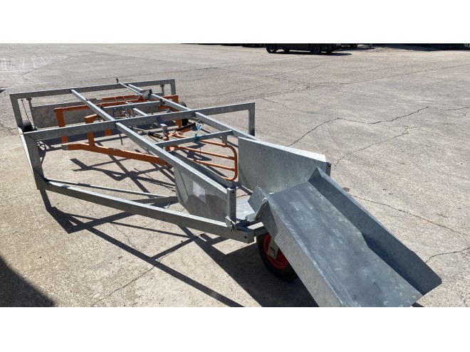 Ritchie Bale Sledge Accumulator Flat 8