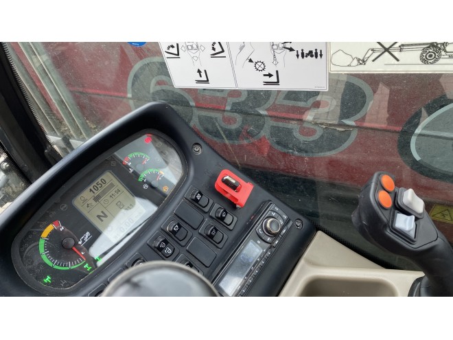 Case IH Farmlift 633 C/W Pin and cone headstock