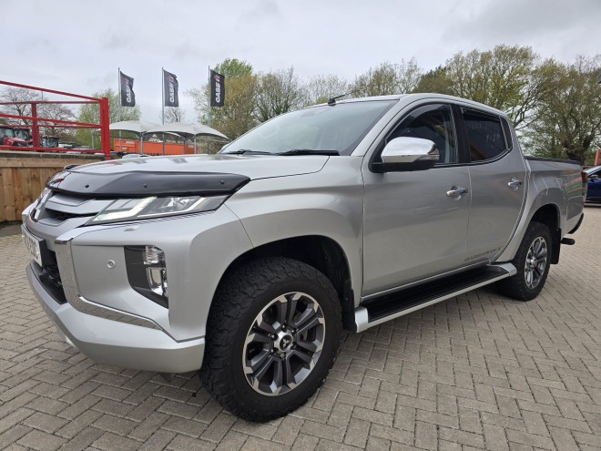 Mitsubishi L200 Barbarian X Double Cab DI-D 150 4WD Auto