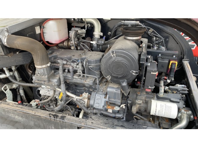 Case IH Farmlift 742 C/W Manitou head stock