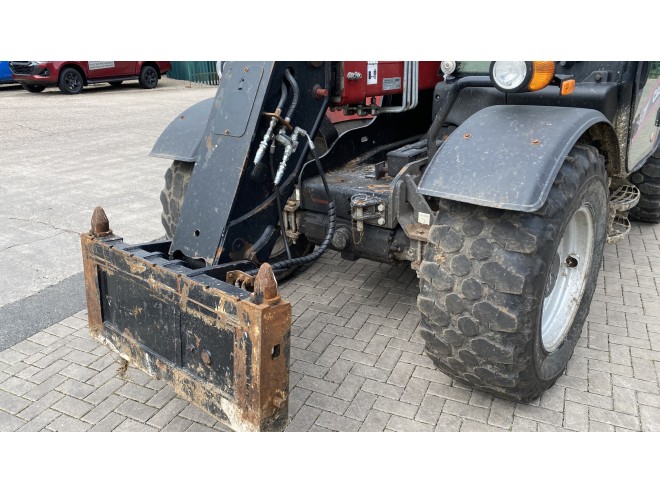 Case IH Farmlift 742 C/W Pin and Cone headstock