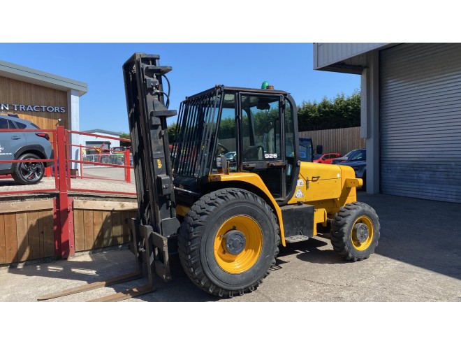 JCB 926 C/W Pallet tines