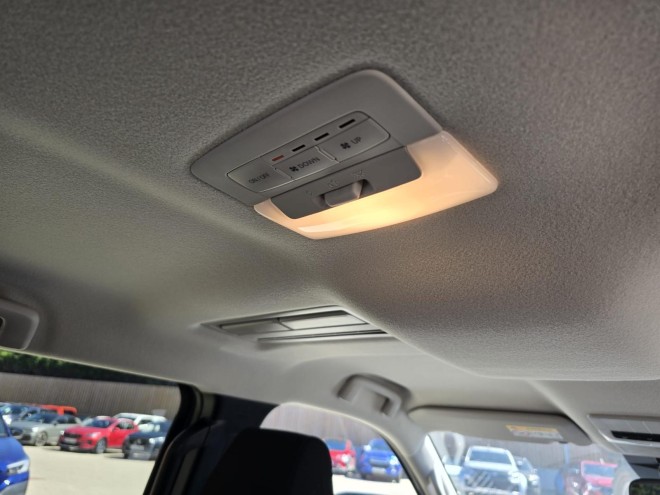 Mitsubishi L200 Titan 2.4 Auto Blade Silver