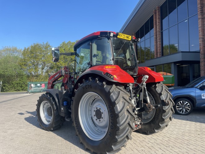 Case IH Luxxum 120 C/W Loader