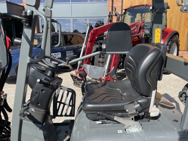 Weidemann 1140 C/W Bucket and Pallet forks