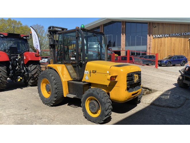 JCB 926 C/W Pallet tines