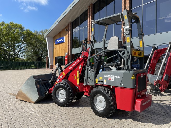 Weidemann 1140 C/W Bucket and Pallet forks