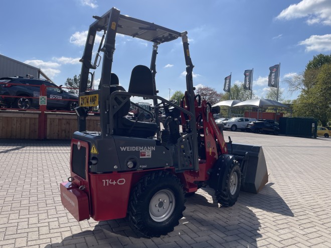 Weidemann 1140 C/W Bucket and Pallet forks
