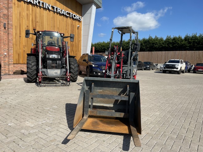 Weidemann 1140 C/W Bucket and Pallet forks