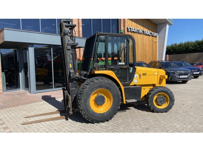 JCB 926 C/W Pallet tines