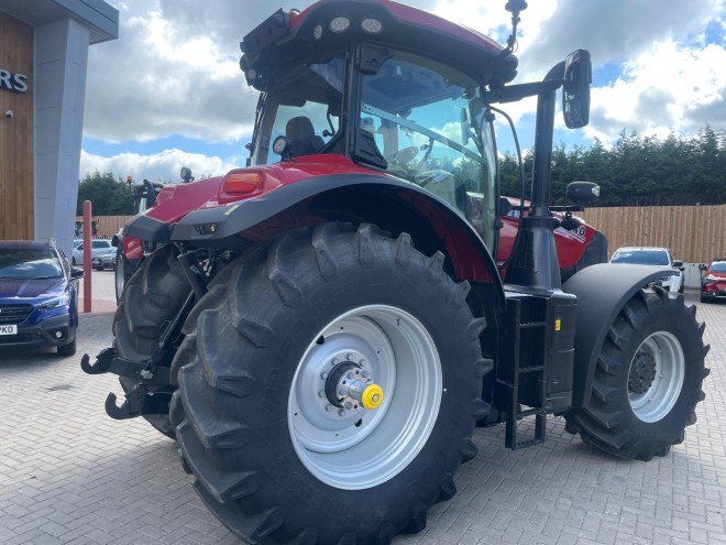 Case IH Puma 240 CVX AFS Connect Front Linkage Front PTO Accuguide Complete Level 3