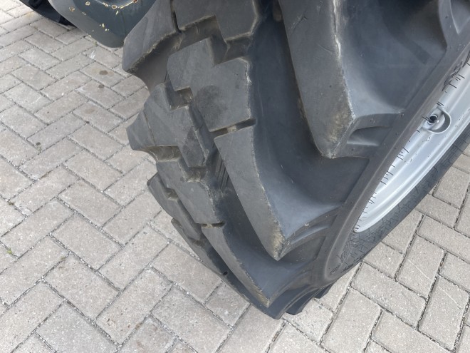 Weidemann T6027 Telehandler