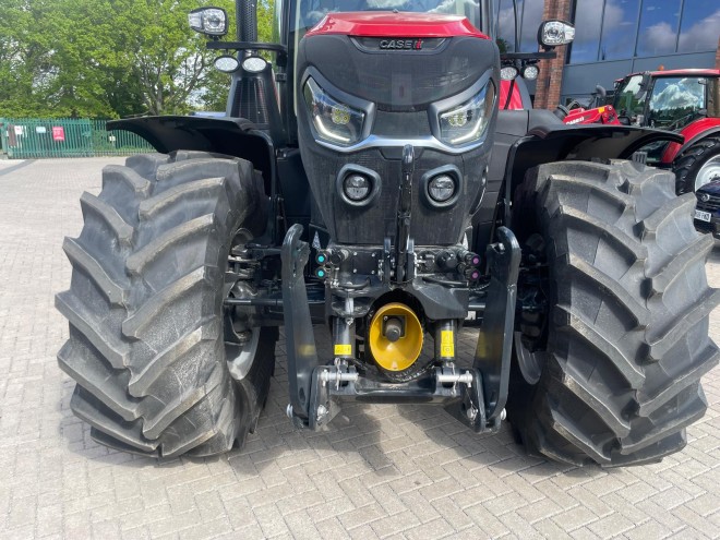 Case IH Puma 240 CVX AFS Connect Front Linkage Front PTO Accuguide Complete Level 3