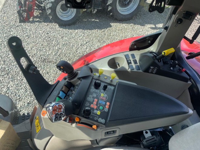 Case IH Puma 165 CVX Front Linkage Front PTO Accuguide Ready