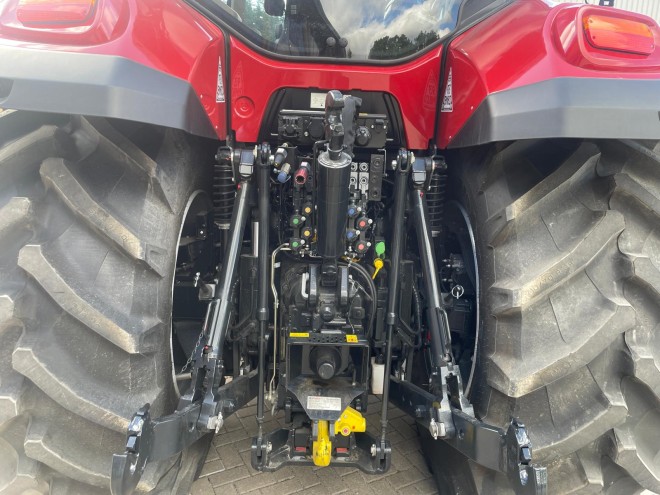 Case IH Puma 240 CVX AFS Connect Front Linkage Front PTO Accuguide Complete Level 3