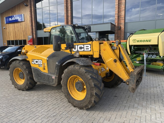 JCB 536-70Agri Super C/W pick up hitch and Sanderson headstock