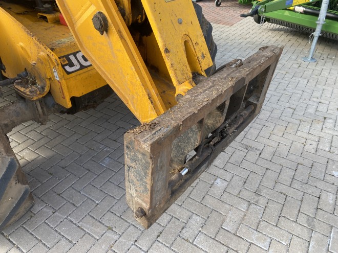JCB 536-70Agri Super C/W pick up hitch and Sanderson headstock