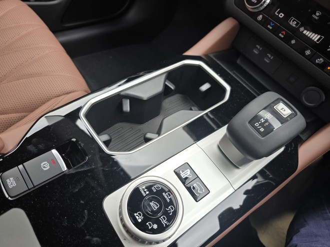 Mitsubishi Outlander Diamond PHEV Moonstone Grey