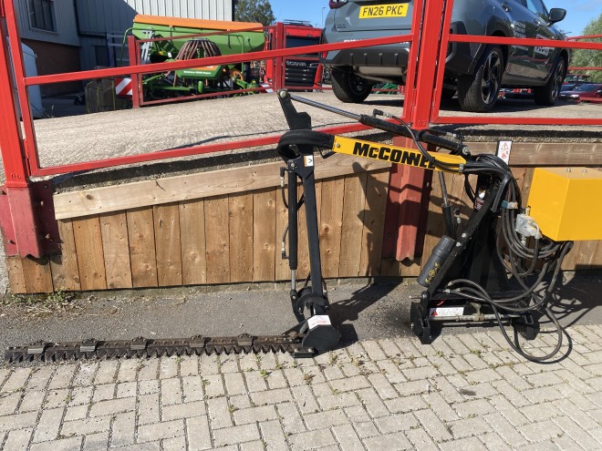 McConnel Swing trim Fingerbar hedgecutter