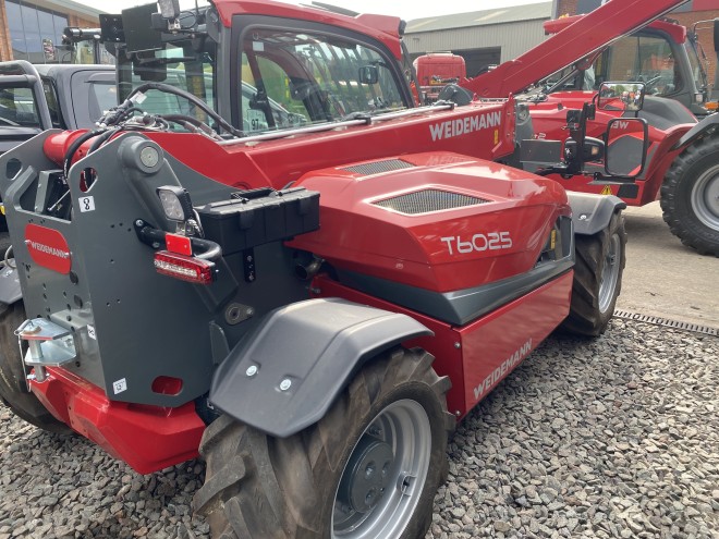 Weidemann T6025 C/W Euro headstock