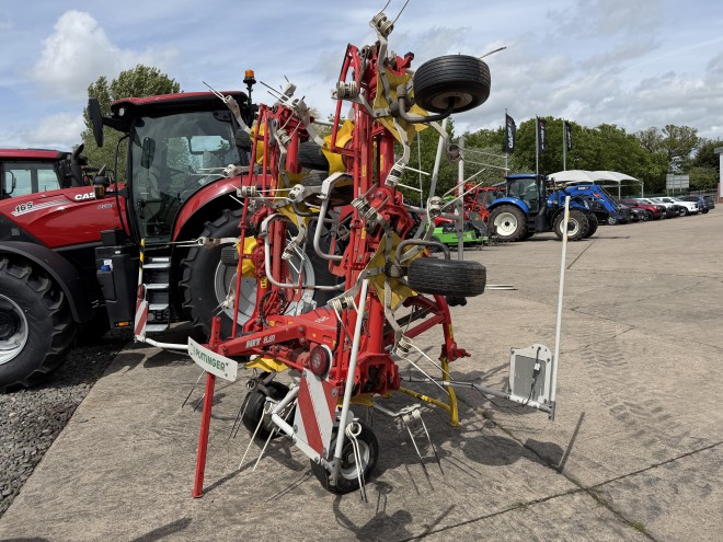 Pottinger HIT 8.81 8 Rotor Tedder