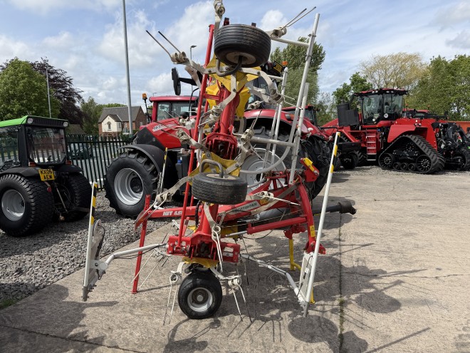 Pottinger HIT 8.81 8 Rotor Tedder