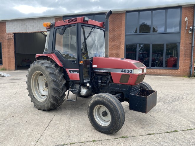 Case IH 4230 XL Plus 2WD