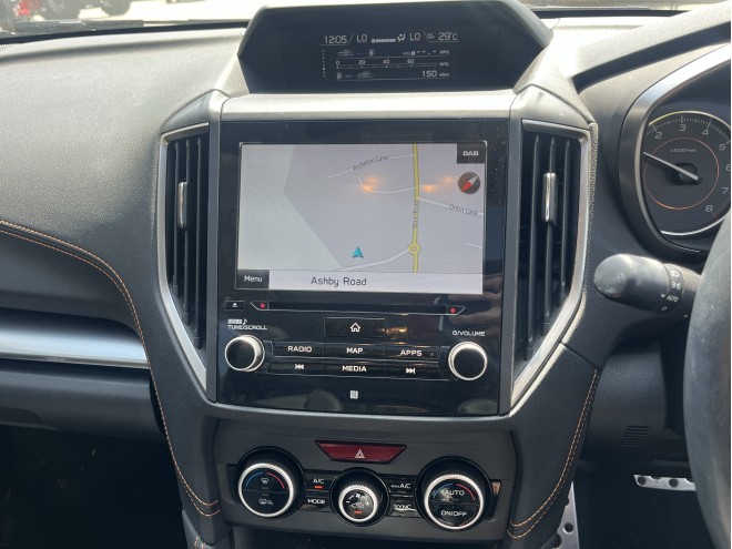 Subaru XV 2.0i SE Premium 5dr Lineartronic