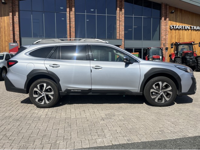Subaru Outback 2.5i Touring 5dr Lineartronic
