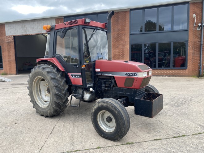 Case IH 4230 XL Plus 2WD