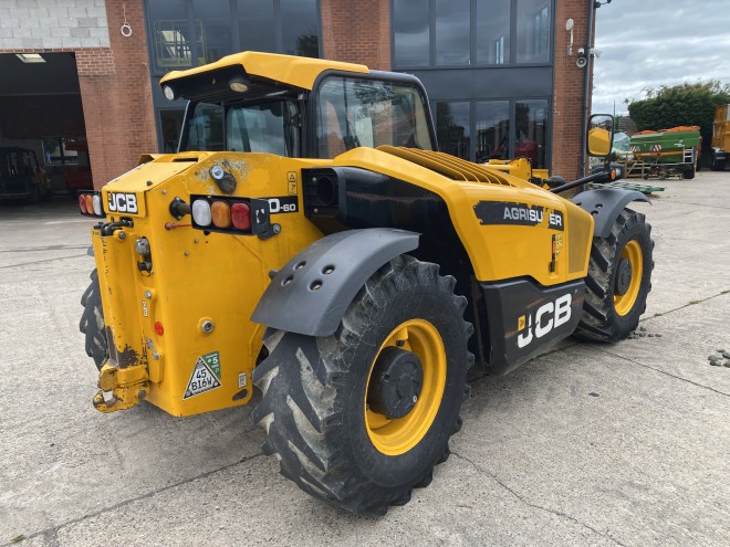 JCB 530-60 Agri Super C/W Pin and cone hydraulic latching head stock