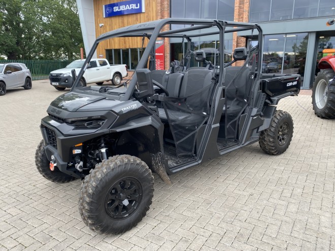Can-Am SSV Traxter MAX XU HD11 TR ABS Black