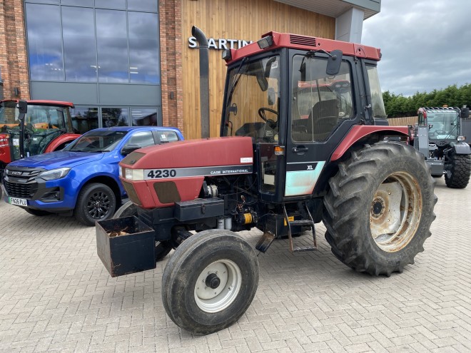 Case IH 4230 XL Plus 2WD