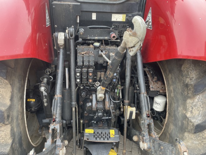 Case IH Puma 185 CVX w/ front linkage
