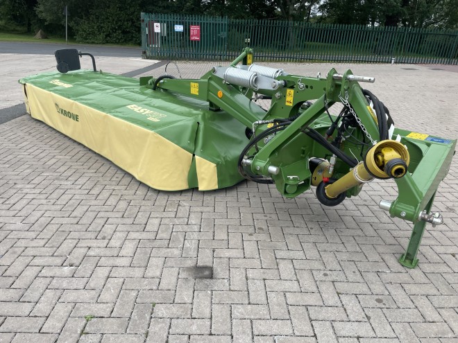 Krone Easy Cut R400 4M mower