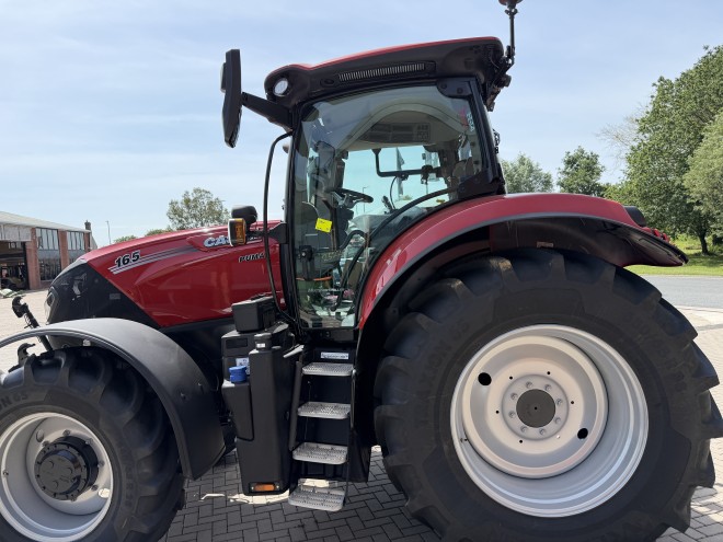 Case IH Puma 165 Multicontroller Front Linkage Accuguide ready