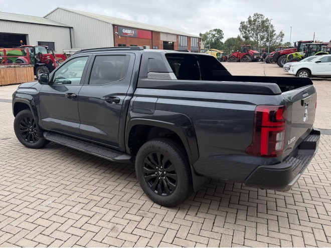 Mitsubishi L200 Barbarian 2.4 Auto Graphite Grey
